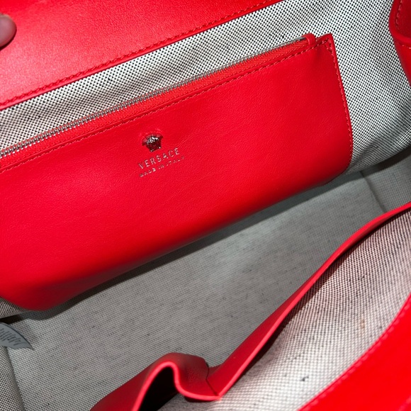 Versace Palazzo Empire Bag 2017. - Picture 13 of 15